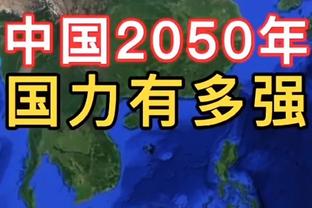 瓜迪奥拉年轻时曾客串时装模特走秀！看得出他很不喜欢这份工作！