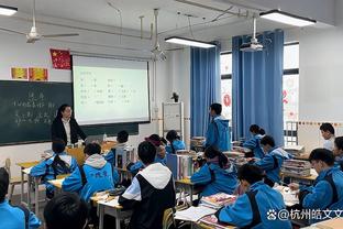 阿邦拉霍：曼联有48个球探，怎么做到还花8500万镑签安东尼的